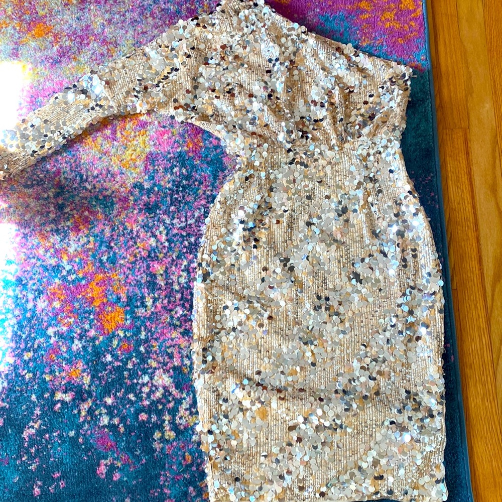 Pretty Little Thing- Sequin dress NWT